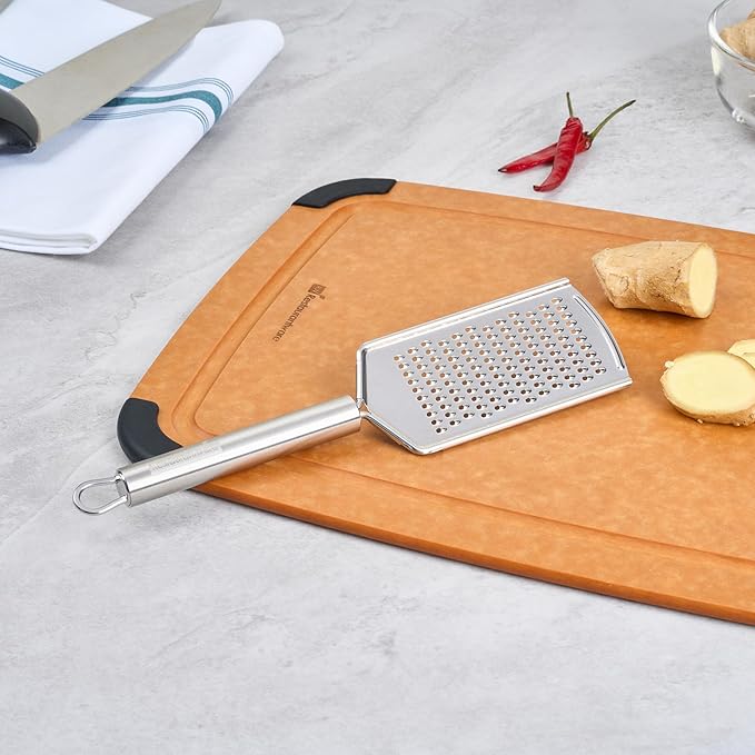 Restaurantware-German Standard Fine Handheld Graters, 24 Flat Cheese Graters - Image 3